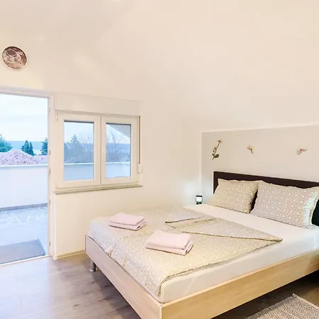 Apartamento Orhideja Gornji Karin