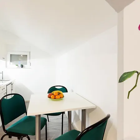 Apartamento Orhideja Gornji Karin